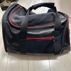 adidasのゴルフバッグ