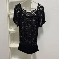 リップサービス　透かし編みニットトップス