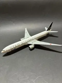全日空商事 1/400 B777-300ERスターアライアンス NH40003 - メルカリ