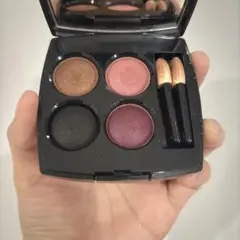 シャネルアイシャドウ レキャトルオンブル304