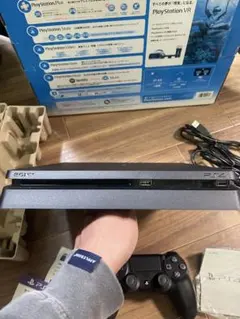 PlayStation 4 本体 500GB ブラック 箱日焼けあり