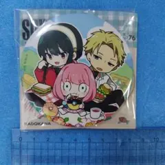 SPY×FAMILI 缶バッジ＋76 　フォージャー家 ピクニックver