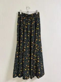 花柄ロングフレアスカート （タグ表記：SHORT）のサムネイル