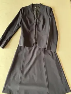 【美品】INDIVI ストレッチ ノーカラー スカートスーツ ネイビー
