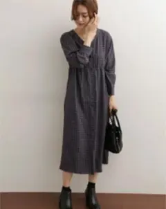 アーバンリサーチ　ヨーロピアンジオメトリックガウンワンピース