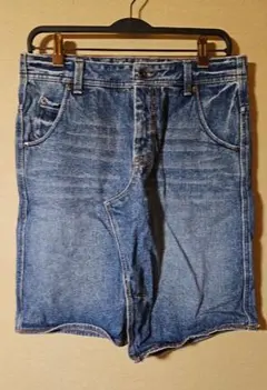 ダークブルー ショートパンツ ベルトループ付き