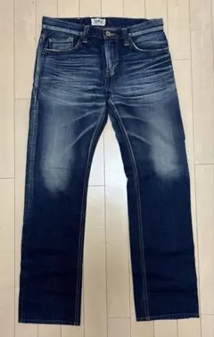 EDWIN 502 タイトストレートジーンズ