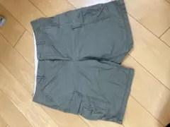 UNIQLO メンズ カーゴショートパンツ XLサイズのサムネイル