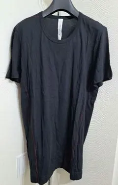 未使用　ARTEFACT　半袖　カットソー　黒　赤　ステッチ