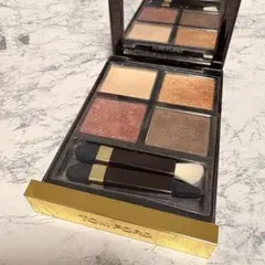 トムフォード　TOMFORD アイカラー　クォード　30 アラベスク