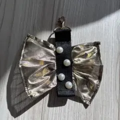 ゴールドリボンチャームストラップ