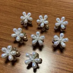 ホワイトパール花形ヘアピン8個セット