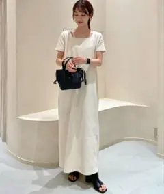 CAPRICIEUX LE'MAGE スクエアネックカットワンピース マキシ丈のサムネイル