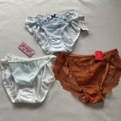 新品　タグ付　未使用　ショーツ　パンツ　セット　まとめ売り　アブソールのサムネイル