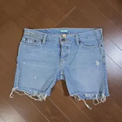 HOLLISTER デニムショートパンツ レディース