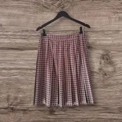 【美品】自由区　プリーツスカート　　４０サイズ　秋
