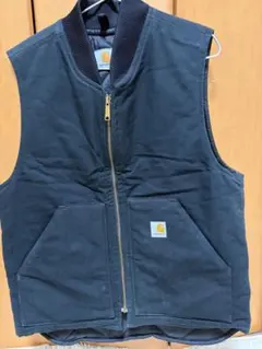 Carhartt ダック地 キルティングベスト ブラック - メルカリ