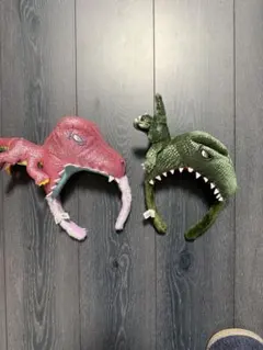 ユニバーサルスタジオジャパン　ジェラシックパーク　カチューシャ　ピンク・緑