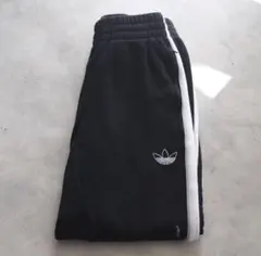 adidas アディダス オリジナルストラックパンツ ジャージスウェットジョガー