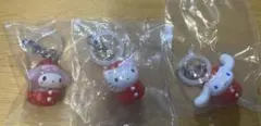 サンリオ いちごめじるしアクセサリー キティ マイメロ シナモン　ガチャガチャ