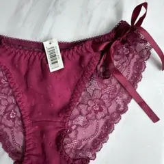 Item thumbnail for item 1293fd4f-a988-42ad-86c5-40aaf5fad88d