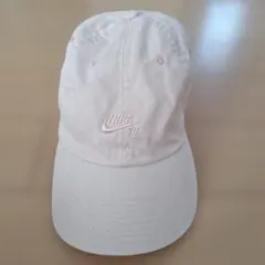 Nike ピンク キャップ