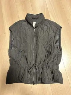 ゆきまさ様専用　ZARA ブラック キルティングダウンベスト