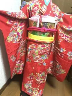 七五三女の子着物セット　アンティーク　正絹　5歳 小さめ7歳　珊瑚色❤️