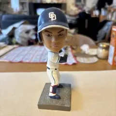 中日　根尾　昴　ボブルヘッド　フィギュアのサムネイル
