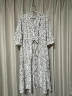 gu フラワープリント７部袖ワンピース S