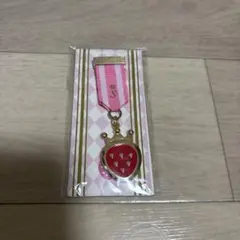 すとぷり　勲章ブローチ　さとみくん