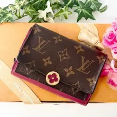 SALE✨良品 ルイヴィトン モノグラム フロール コンパクト 二つ折り財布