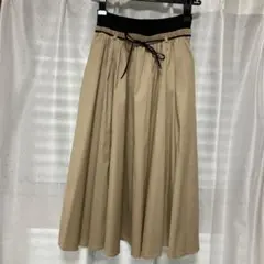 新品未使用★ZARA⭐️上品ベージュスカート