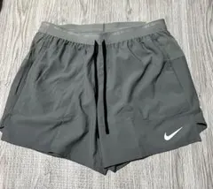 Nike•人気•ランニングショーツ 軽くて動きやすい・L サイズ