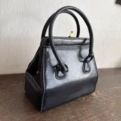 良品❤フェラガモ❤ヴィンテージバッグ 良品 フェラガモ ヴィンテージ レザー ショルダーバッグ 鞄 レディース