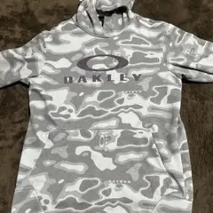 OAKLEY 迷彩柄 フード付きパーカーのサムネイル