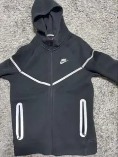 nikeテックフリース リフレクティブ tee shyne着用 - メルカリ