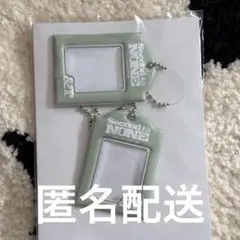 Item thumbnail for item b04cf79d-544d-4bd0-bed3-812b15b7246a