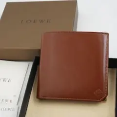 ほぼ未使用品　箱付き　LOEWE ロエベ　二つ折り財布　アナグラム　ブラウンのサムネイル