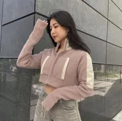 JUEMI【Zip-up Mock Neck Knit】のサムネイル