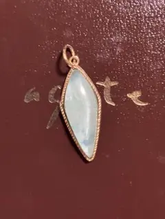 n*o様 【美品】agete K10 ラリマー アメリカンピアス ピアスチャーム n*o様 【美品】agete K10 ラリマー アメリカンピアス ピアスチャーム