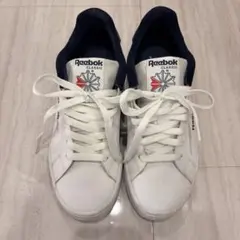 【値下中】Reebok Classic スニーカー ホワイト ネイビー 25cm