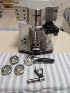 新品DeLonghi エスプレッソカプチーノマシン保証書付きECP3220J-R