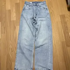 ZARA ライトブルー ストレートレッグデニム