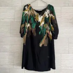 tibi 抽象柄 七分袖ワンピース ブラックのサムネイル