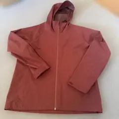 ユニクロ　ナイロンジャンパー