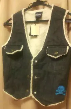 Item thumbnail for item 892d3d6a-b213-47d8-bc4e-5c57b6976fa5