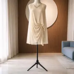 ノースリーブドレープワンピース クリーム色９号