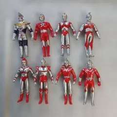 ポピー ウルトラマン ミニソフビ 9体 足型 - メルカリ