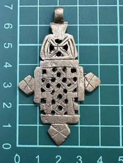 エチオピア製　手作り　エチオピアンクロス　D3 レゲエ　ラスタ　ジャマイカ